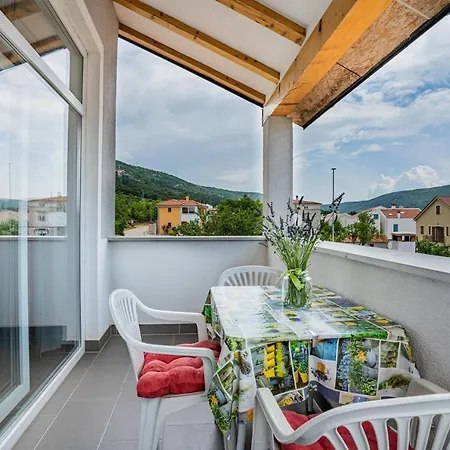 Livia Апартаменты Црес