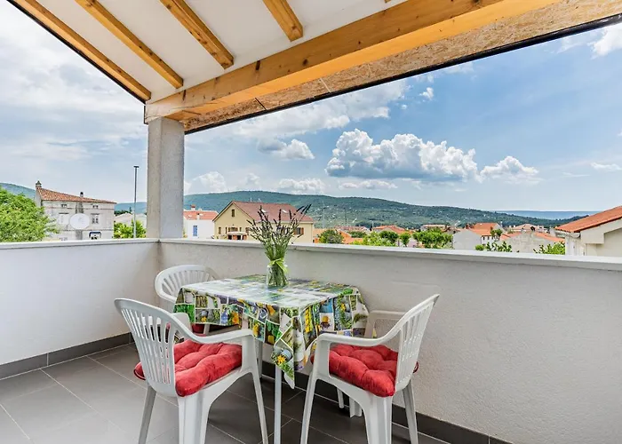 Livia Apartment Cres